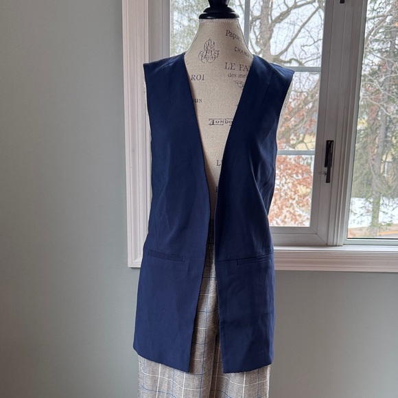 White House Black Market navy blue poly spandex long line open vest NWT SIZE 4 - Picture 2 of 11